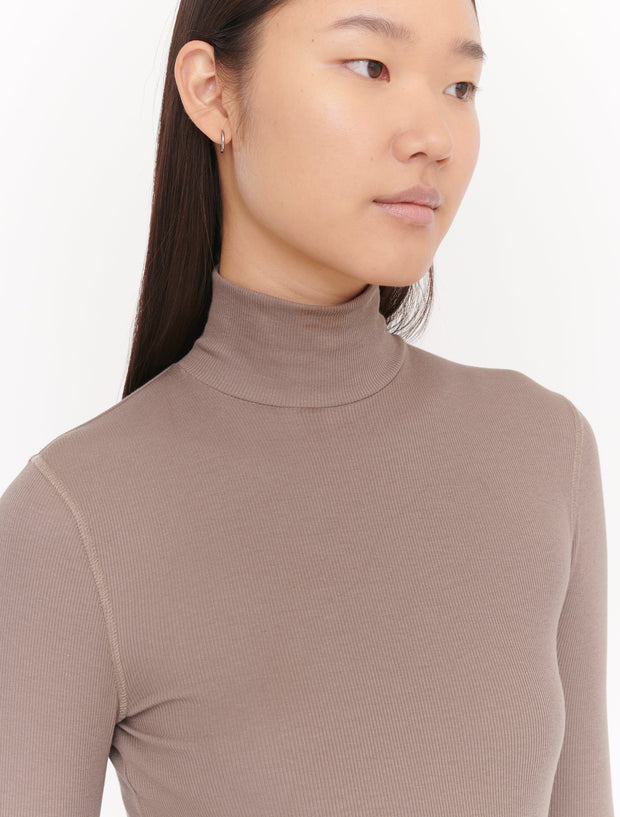 ribbed long sleeve top